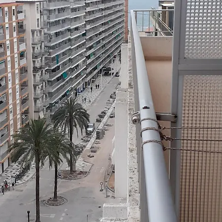 A 200 Metros Playa San Antonio Con Parking 아파트 쿠엘라