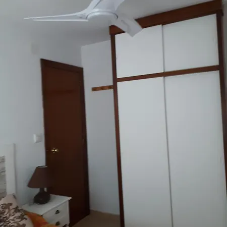 A 200 Metros Playa San Antonio Con Parking * 쿠엘라